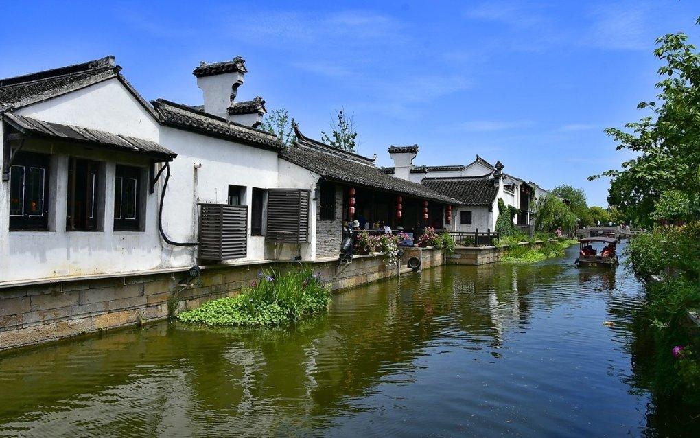 泡泡袖夏装
